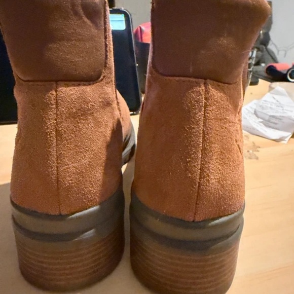 Muck Women's Brown Ankle Booties - Picture 3 of 4
